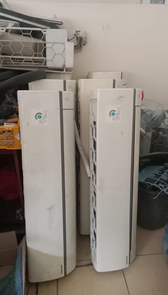AC